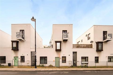 131 Parnell Road, London, E3 2JF