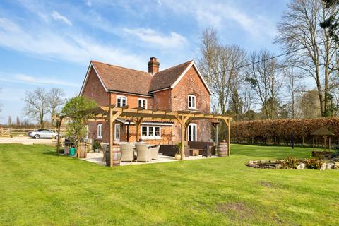 4 bedroom cottage for sale, Woodington Road, East Wellow, Romsey, Hampshire, SO51