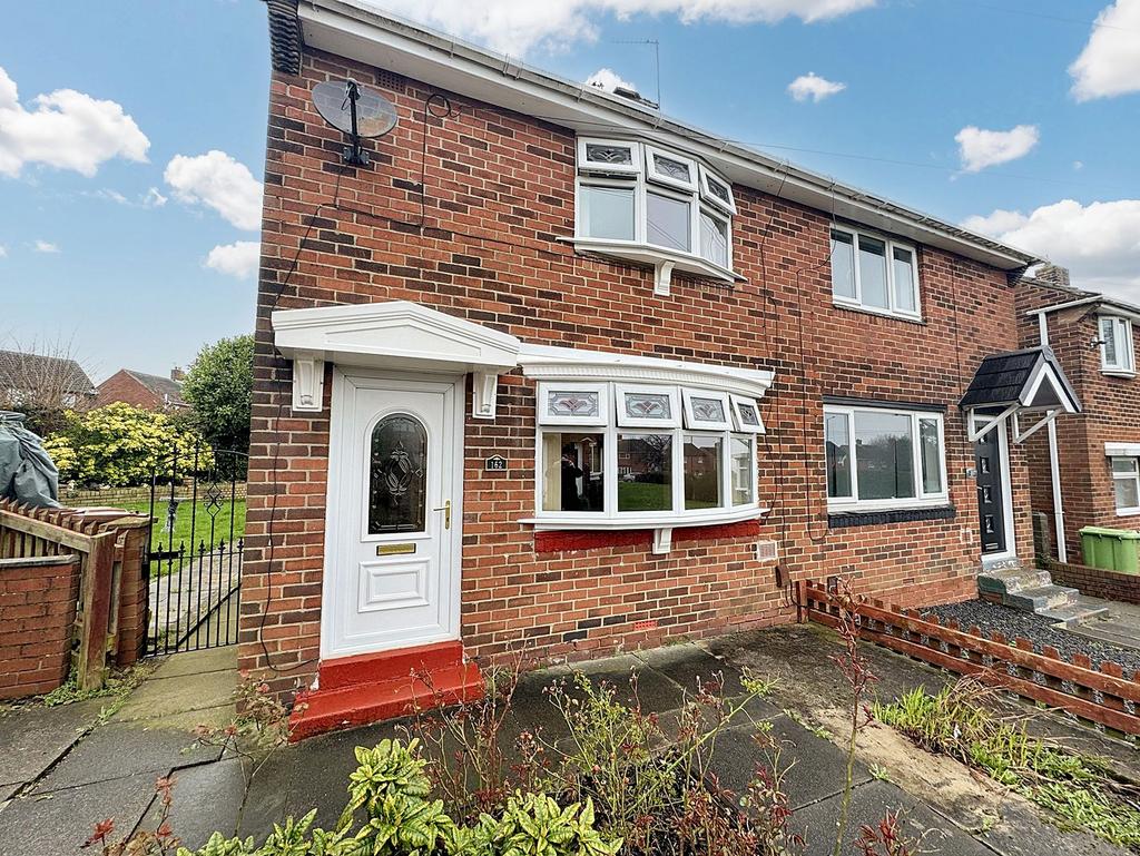 Ravenswood Road, Redhouse... 2 bed semidetached house for sale £109,950
