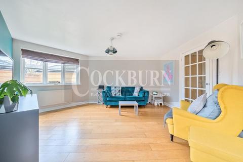 2 bedroom flat for sale, Avery Hill Road, New Eltham, SE9