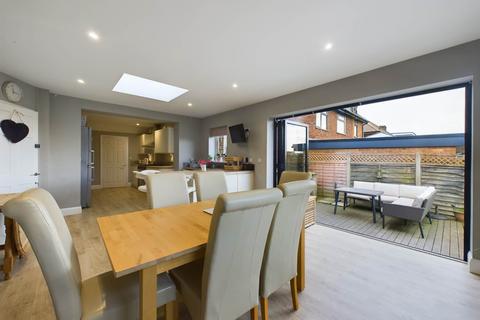 4 bedroom house for sale, Hobbs Hill Road, Nash Mills