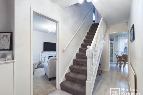 4 bedroom detached house for sale, Harrods Court, Billericay
