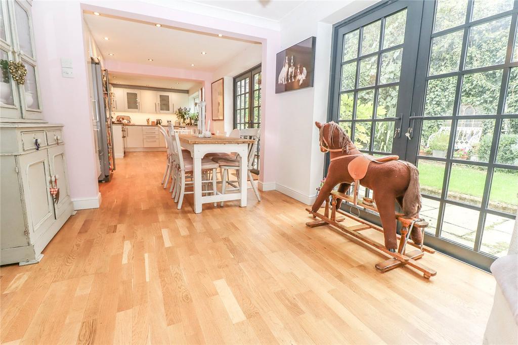 St. Annes Close, Goodworth Clatford... 3 bed detached house for sale