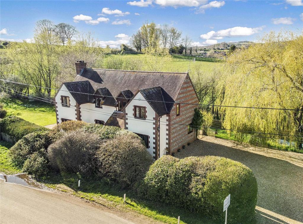 Newton Toney, Salisbury, Wiltshire, SP4 5 bed detached house for sale £785,000