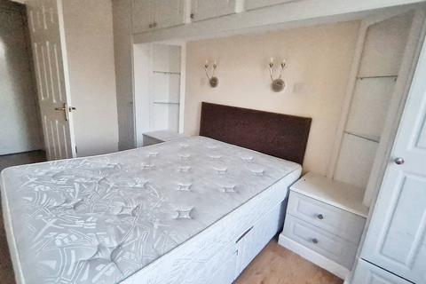 2 bedroom flat to rent, Bedford Road, Aberdeen AB24