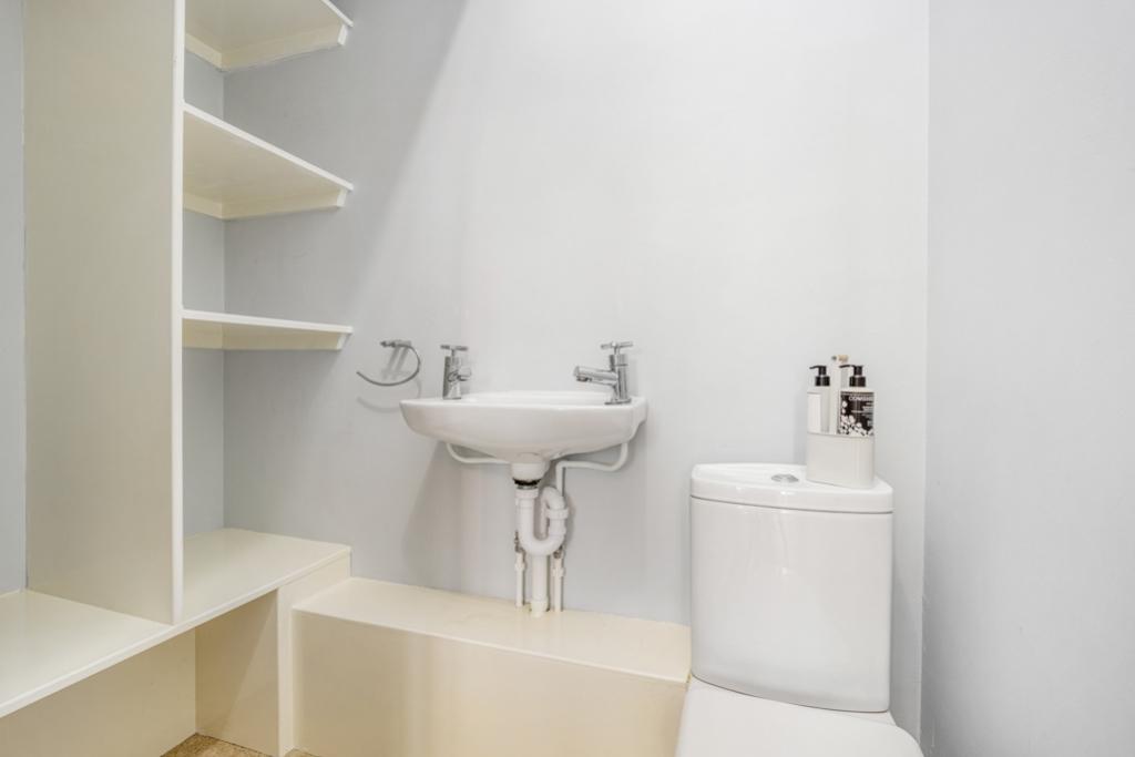 21 Rembrandt Way (Spalding)-15
