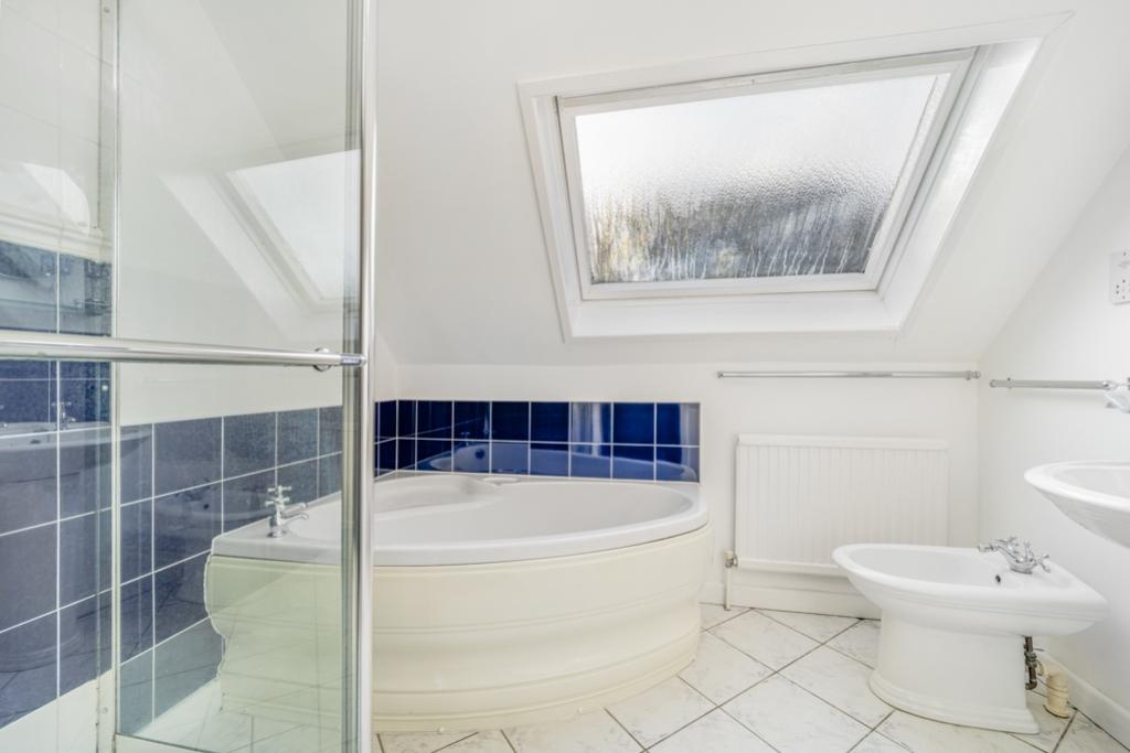 21 Rembrandt Way (Spalding)-22