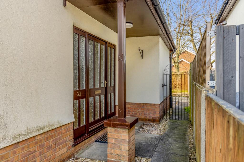 21 Rembrandt Way (Spalding)-7