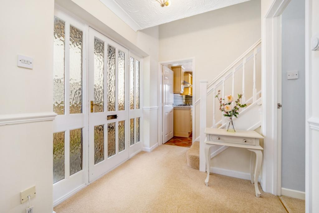 21 Rembrandt Way (Spalding)-11