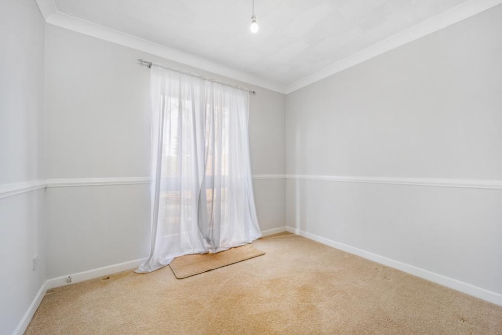 21 Rembrandt Way (Spalding)-18