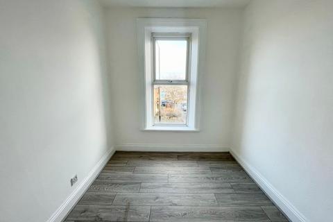 2 bedroom flat to rent - Howdon Road, North Shields, NE29