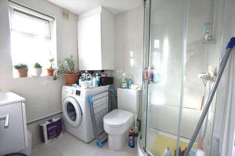 undefined, Endersleigh Gardens (Top Floor Flat), Hendon