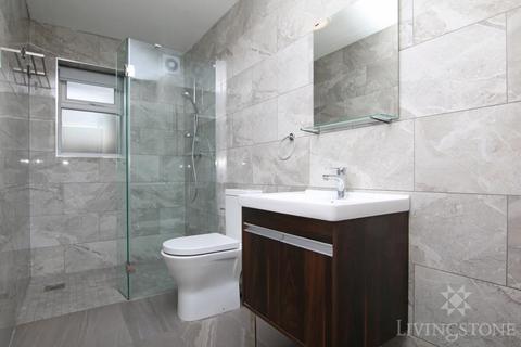 3 bedroom terraced house to rent, Eagle Court, Leicester LE3