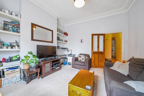 1 bedroom flat for sale, Crewdson Road, Oval, London, SW9