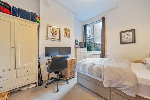 1 bedroom flat for sale, Crewdson Road, Oval, London, SW9