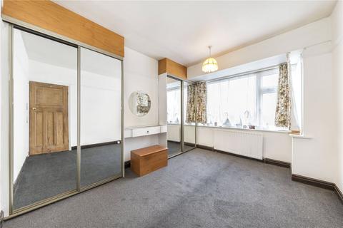 3 bedroom terraced house for sale, Clayhill Crescent, Mottingham, SE9