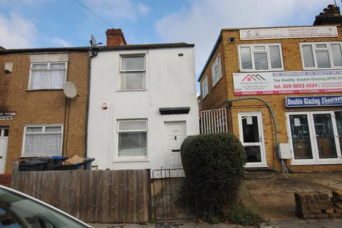 3 bedroom end of terrace house for sale, Parchmore Road, Surrey CR7