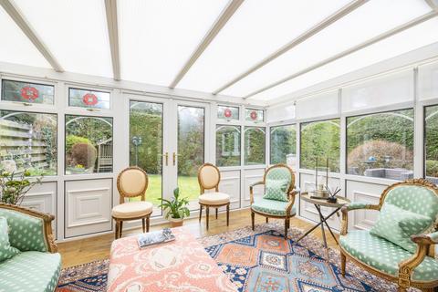 20 Kersey Drive, South Croydon, CR2 8SX