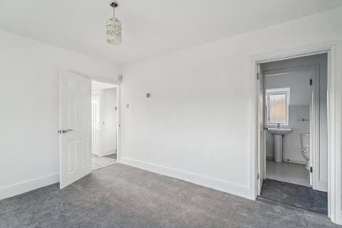 2 bedroom maisonette for sale, Leachcroft, Chalfont St. Peter, Gerrards Cross, SL9