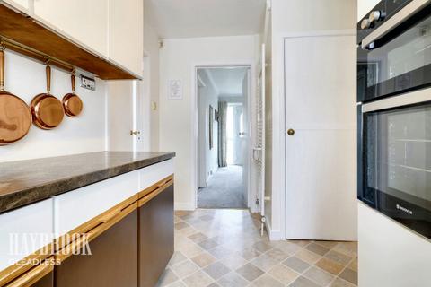 12 Ashfield Drive, Sheffield, S12 2QW