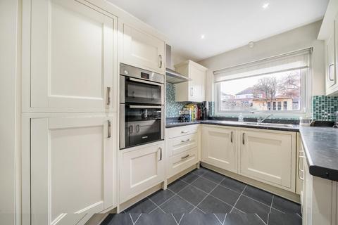 10 Felhampton Road, London, SE9 3NU