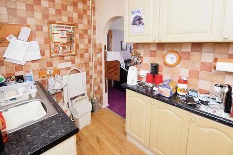 3 bedroom semi-detached house for sale, Lytton Road, Grays, RM16