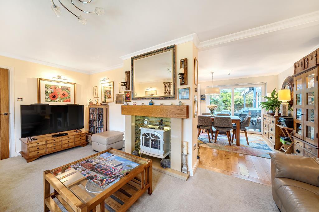 Yarpole, Herefordshire, HR6 3 bed detached bungalow for sale £500,000
