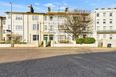 2 bedroom flat for sale, Buckingham Place, Brighton, BN1 3PQ