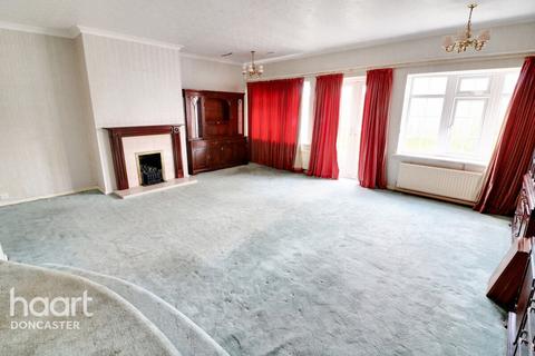 3 bedroom detached house for sale - Wellcroft Close, Wheatley Hills, Doncaster