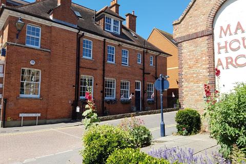 1 Malthouse Hill, Hythe, CT21 5BW