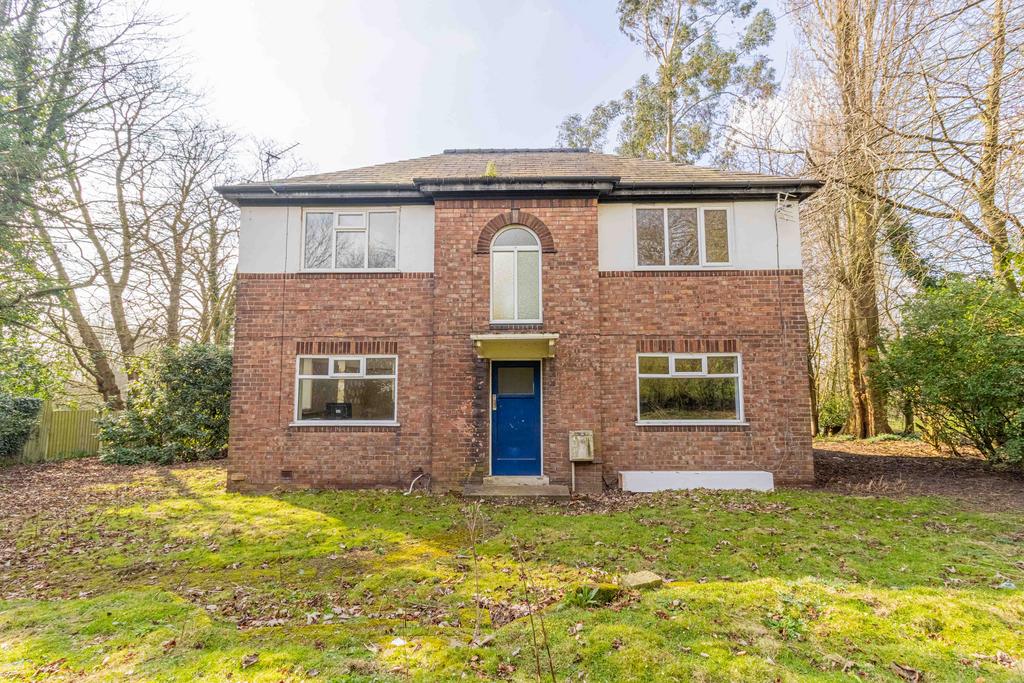 Delph Lane, Winwick WA2 4 bed farm house for sale £375,000