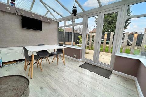 2 bedroom semi-detached house for sale, Sycamore Grove, Wakefield, West Yorkshire