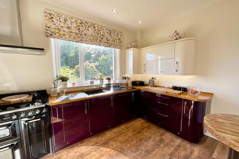 3 bedroom detached house for sale, Sandon Road, Meir Heath