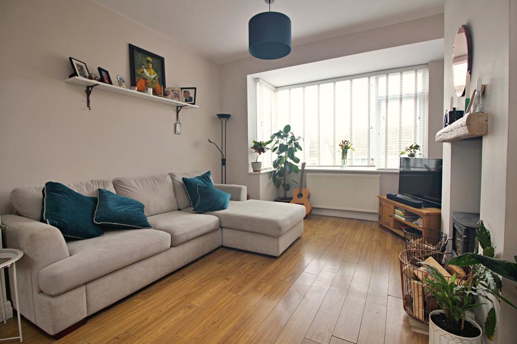 Lounge 2