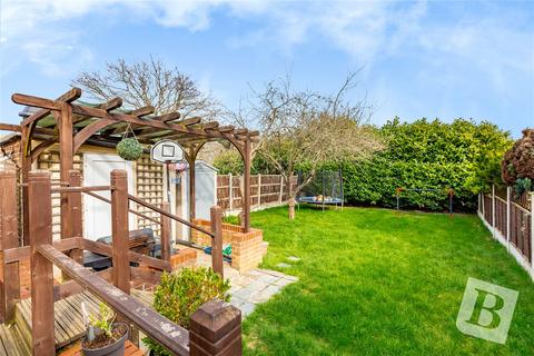 3 bedroom semi-detached house for sale, Boxted Close, Buckhurst Hill, Essex, IG9