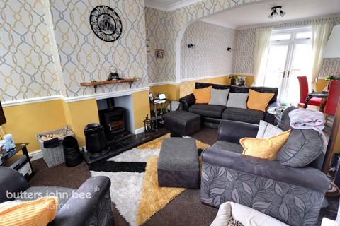 3 bedroom semi-detached house for sale - Carling Grove, Stoke-On-Trent