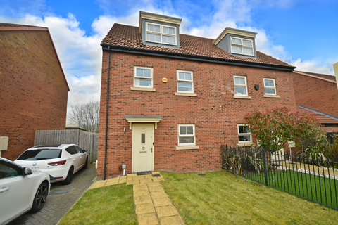 4 bedroom semi-detached house for sale, Asket Drive, Leeds, LS14