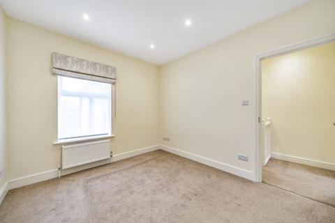 195 Eardley Road, London, SW16 5TQ