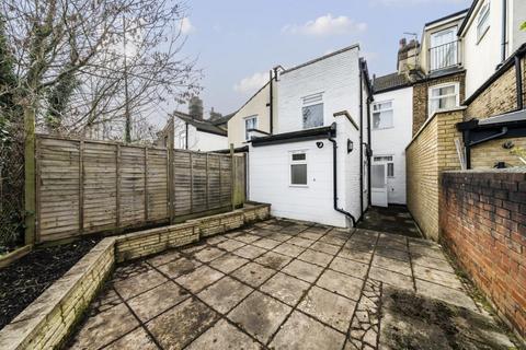 195 Eardley Road, London, SW16 5TQ