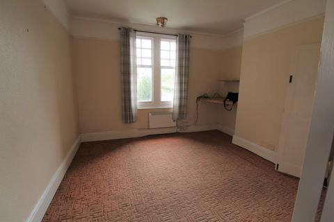 Flat 3, 2 Clun Road, Littlehampton, BN17 7DY
