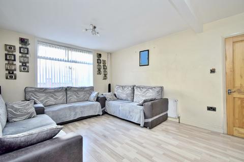 14 Gedding Road, Leicester, LE5 5DT