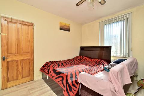 14 Gedding Road, Leicester, LE5 5DT