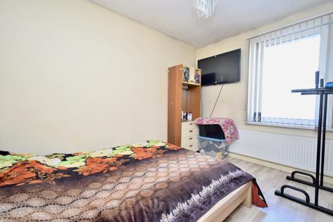 14 Gedding Road, Leicester, LE5 5DT