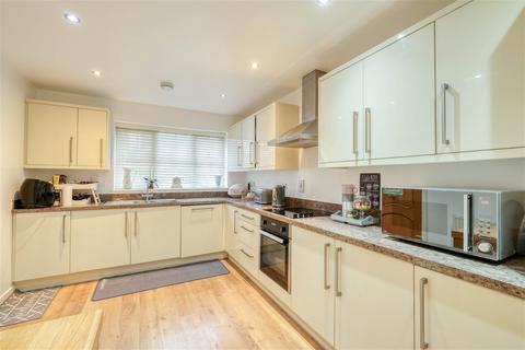 4 bedroom detached house for sale, The Retreat, Birmingham Road, Bromsgrove, B61 0FR