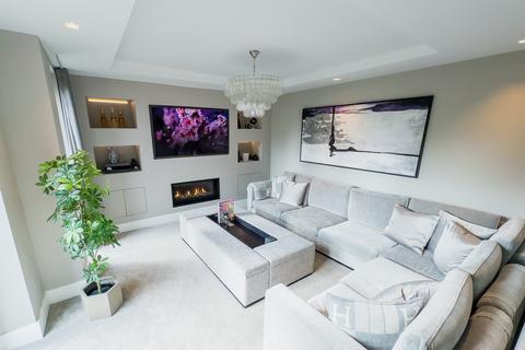 undefined, Rosegarth Place Wilmslow, Cheshire, SK9 2TZ