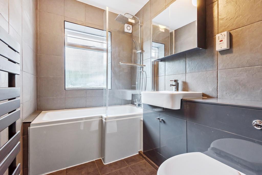 458930 (8)