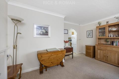 1 bedroom retirement property for sale, Springfield Meadow, Weybridge KT13