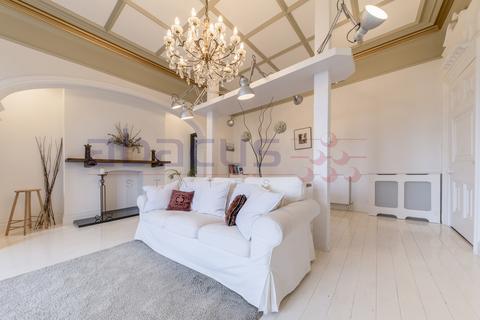 1 bedroom flat to rent, Heathfield Park, London NW2