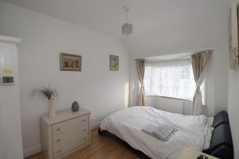 1 bedroom flat for sale, Coombe Road, Brighton, East Sussex. BN2 4EA