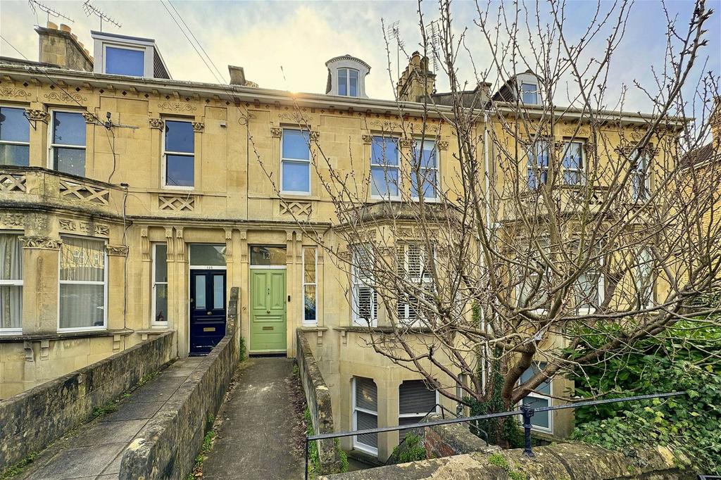 Newbridge Road, Bath, BA1 3HG 4 bed terraced house for sale £750,000